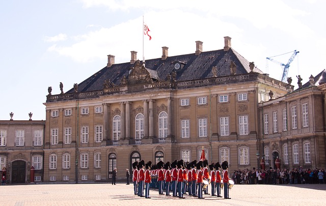 The Amalienborg Palace Changing of the Guard Image by Bente Jønsson from Pixabay
