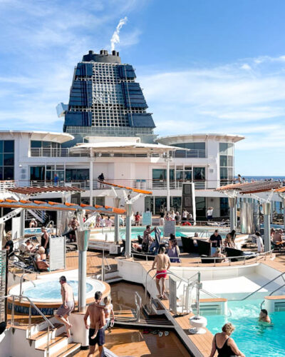 Cruise Tipping Rules: What’s Automatic, What’s Extra, and What’s Optional