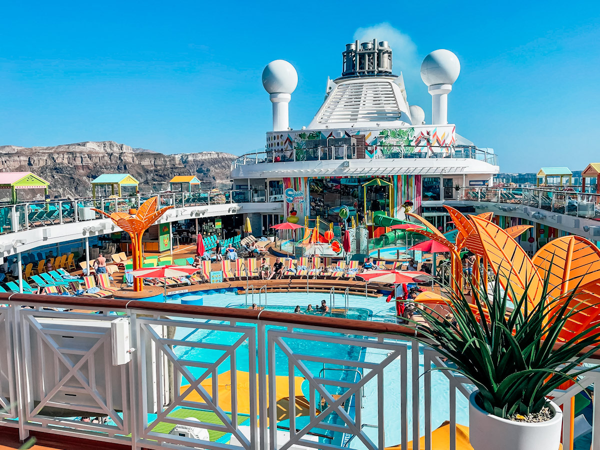 Odyssey of the Seas Pool Deck