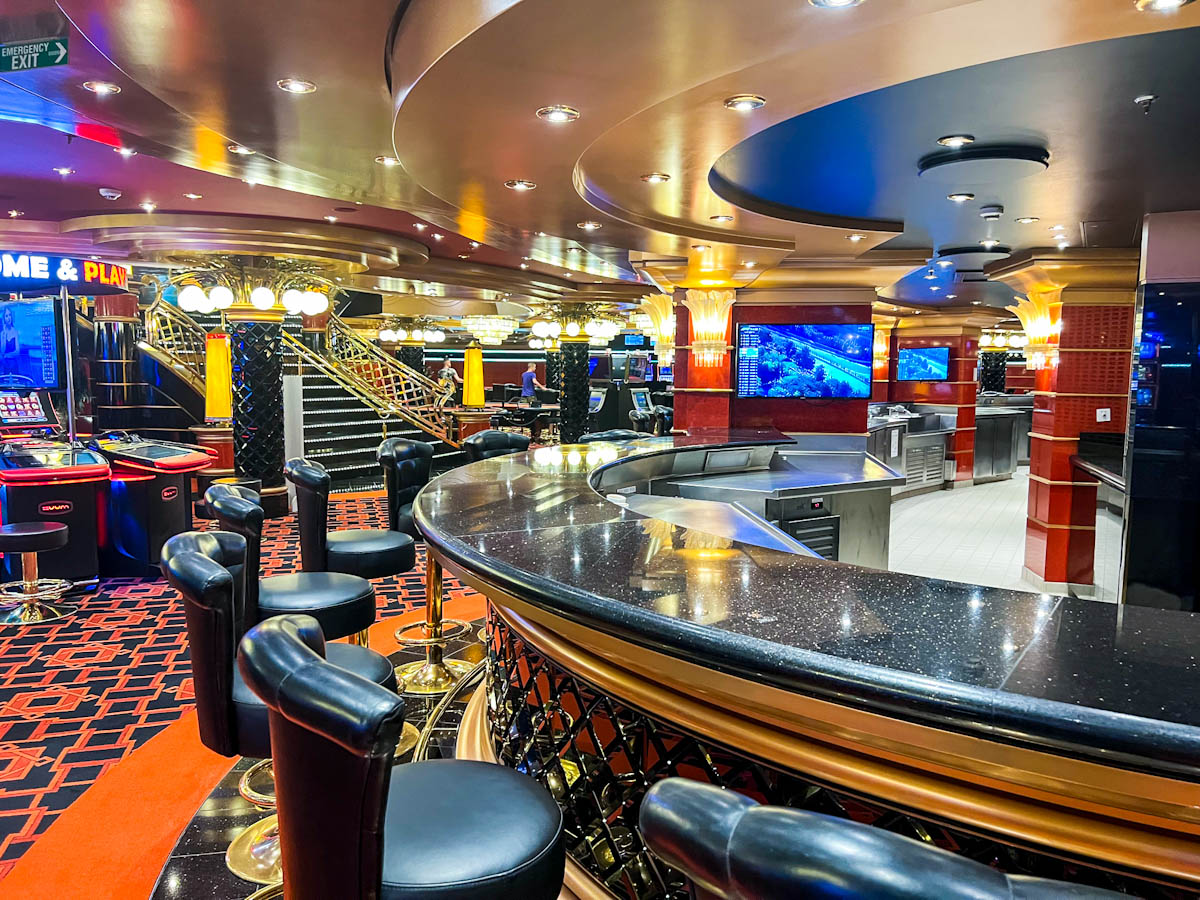 The Casino bar on MSC Fantasia Photo Credit: Donna Vallance Cruising for all