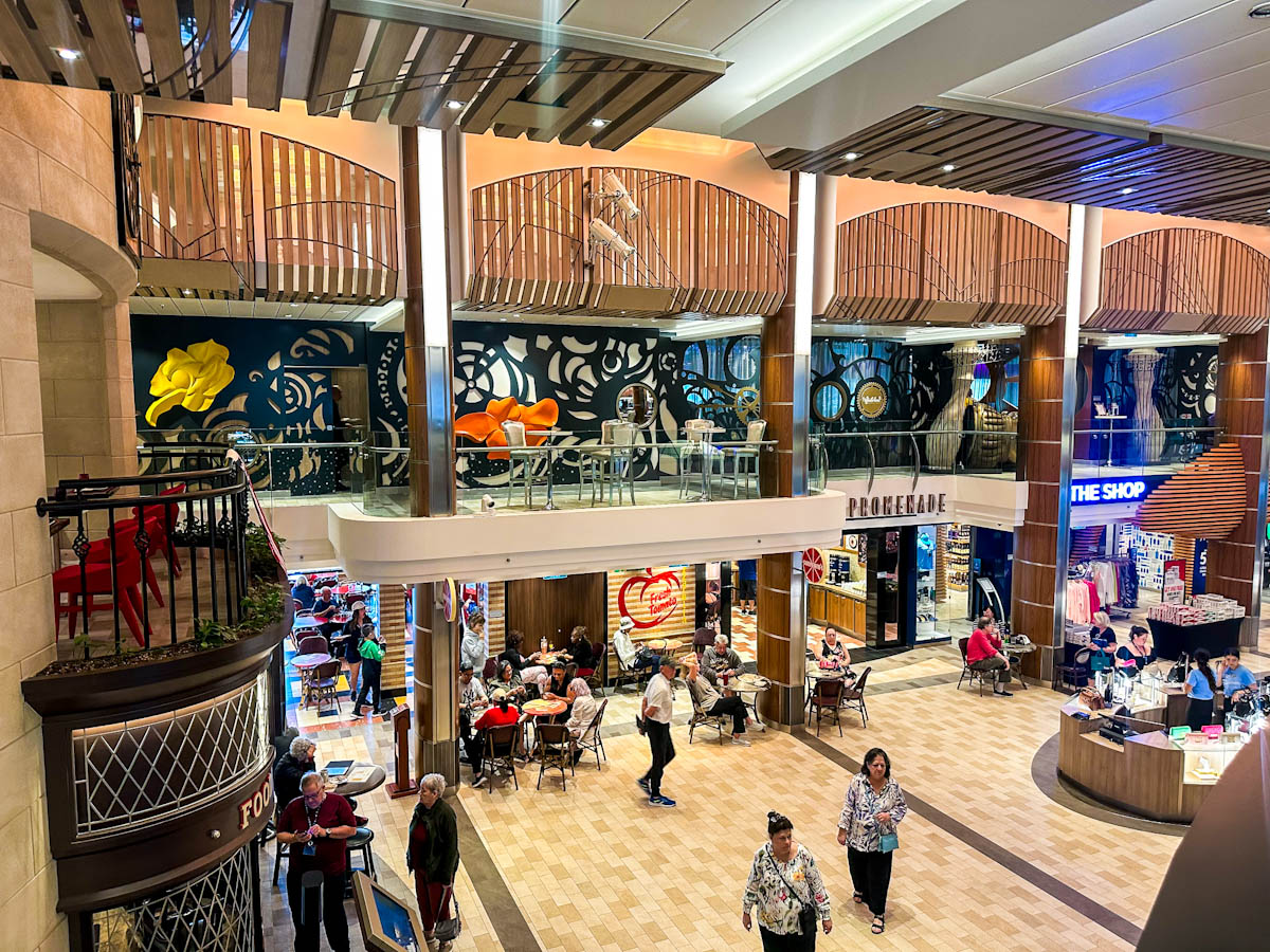 Promenade deck on Anthem of the Seas View of the pub and promenade