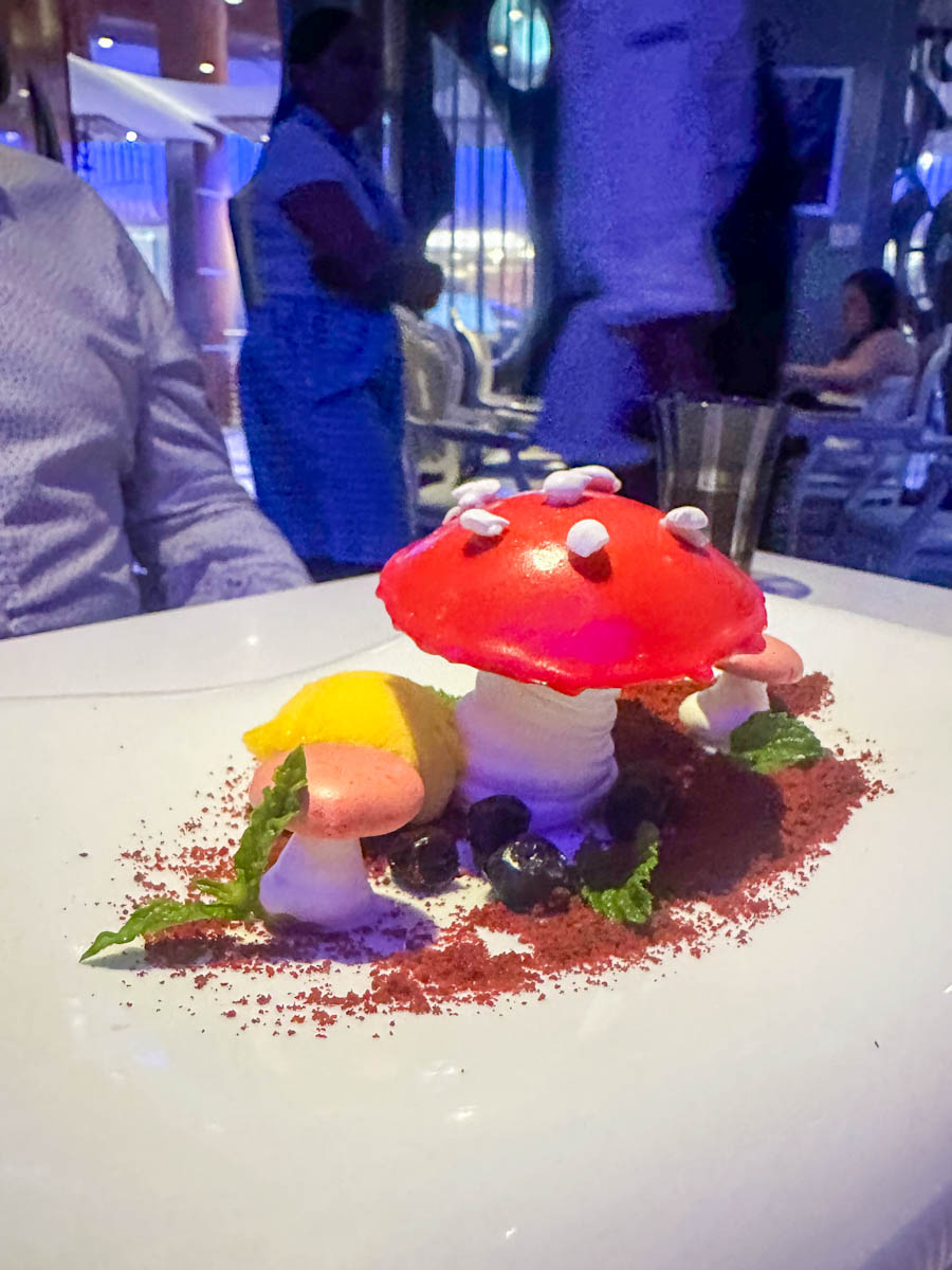 Wonderland on Anthem of the Seas Magic mushroom dessert
