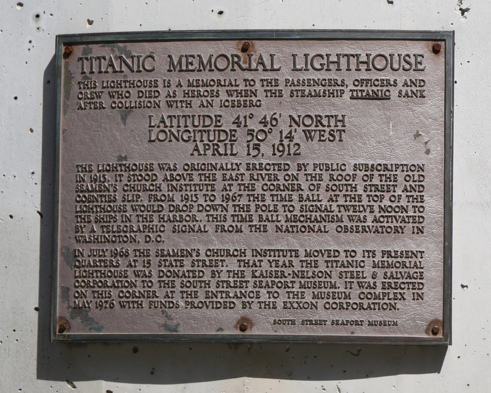 Titanic Memorial Lighthouse: Situated at the South Street Seaport