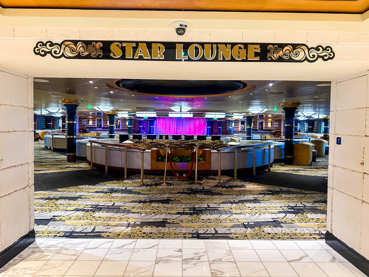 Star lounge Voyager of the Seas