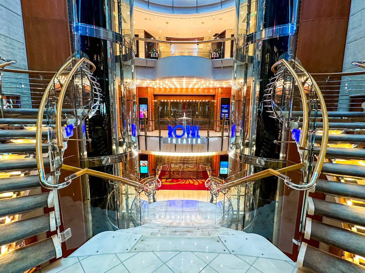 Theatre Voyager of the Seas