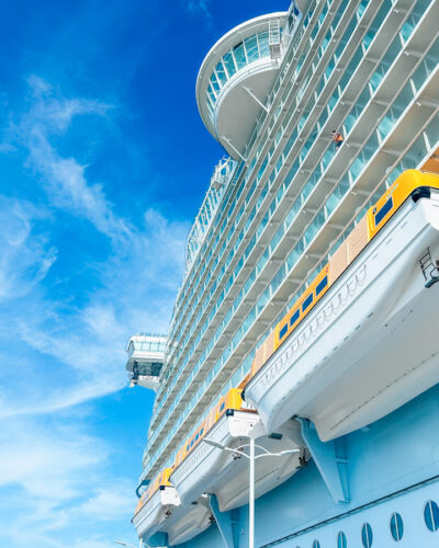 Cruising Royal Caribbean’s Oasis of the Seas: 10 Essential Things to Know