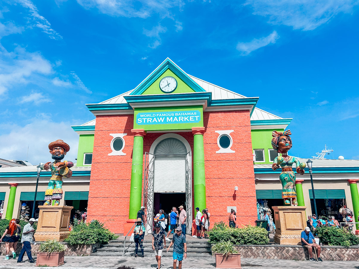 Visit the straw market in Nassau