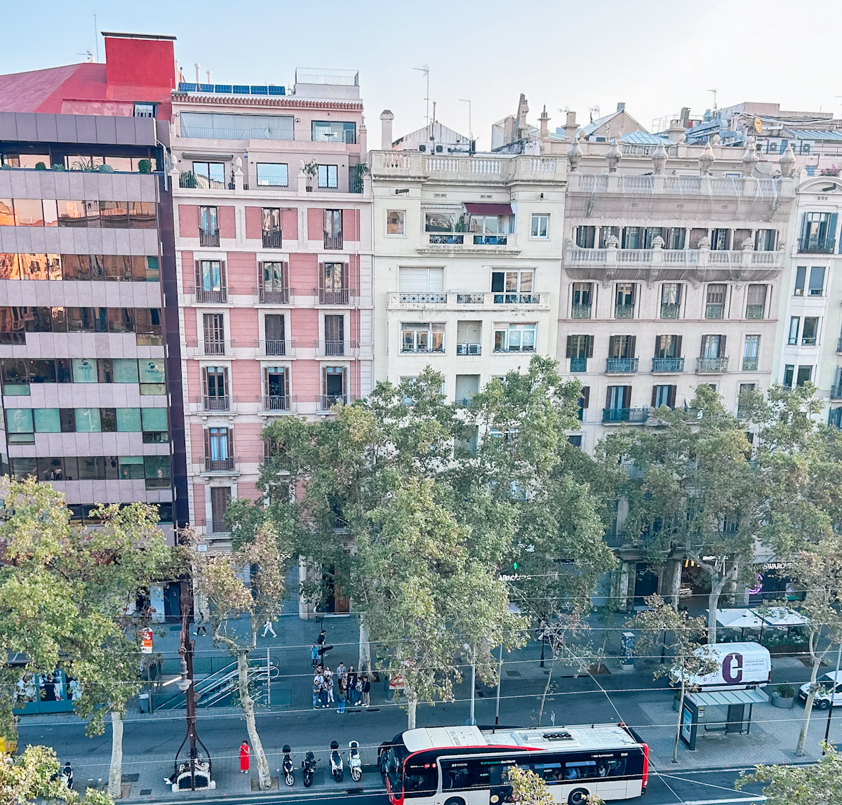 How to stay safe in barcelona
